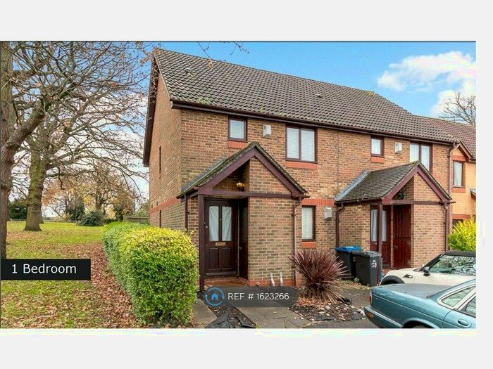 1 Bedroom Maisonette To Rent In Franklin Way, Croydon, CR0