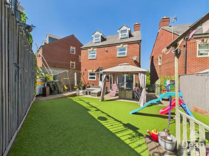 4 Bedroom Detached House For Sale In Coleford, Gloucestershire, GL16