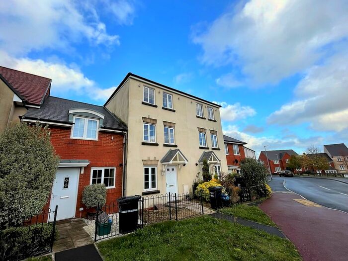 4 Bedroom Terraced House To Rent In Great Mead, Yeovil, BA21