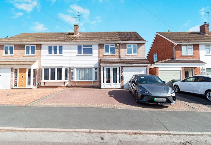 4 Bedroom Semi-detached House For Sale In Shrewsbury Fields, Shifnal, TF11