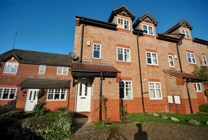 3 Bedroom Terraced House To Rent In St. Georges Avenue, St. George, Bristol, BS5