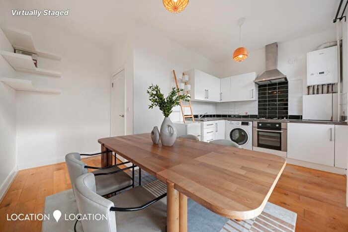 1 Bedroom Flat For Sale In Green Lanes, London, N16