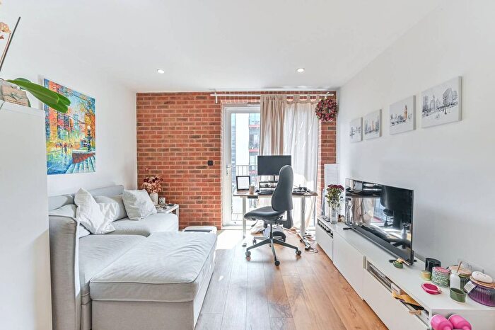 1 Bedroom Flat To Rent In No Street, Woolwich, London, SE18