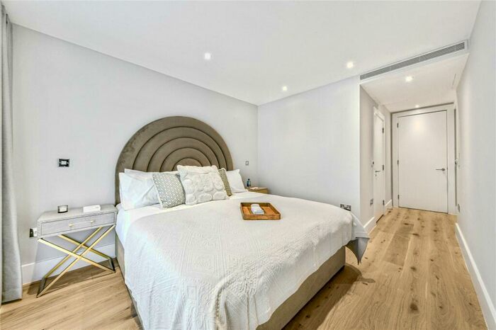 2 Bedroom Apartment To Rent In Baker Street, Marylebone, London, NW1