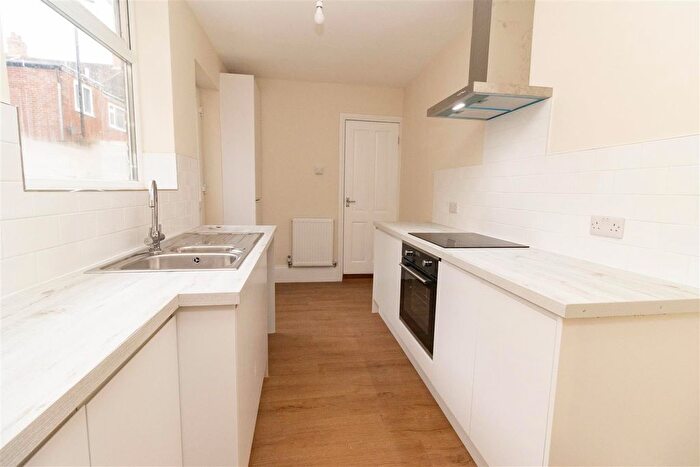 2 Bedroom Flat For Sale In Norham Road, North Shields, NE29