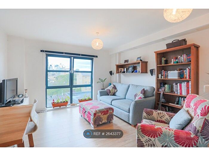 2 Bedroom Flat To Rent In Hannah Building, London, E1