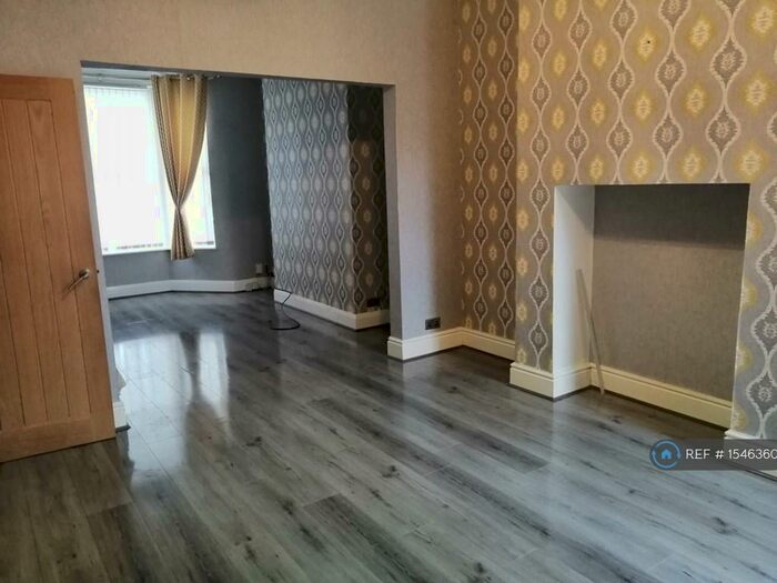 3 Bedroom Terraced House To Rent In Aspinall Street, Birkenhead, CH41