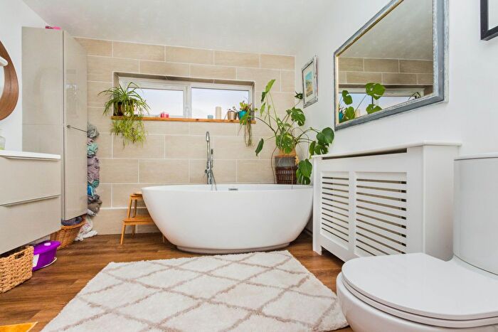 3 Bedroom Detached Bungalow For Sale In Albert Road, Finedon, Wellingborough, NN9