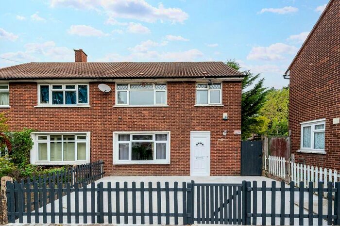 3 Bedroom Semi-Detached House To Rent In Merriman Road, Greenwich, London, SE3