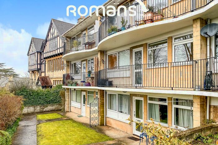 2 Bedroom Flat To Rent In Lansdown Grove Court, Bath, BA1