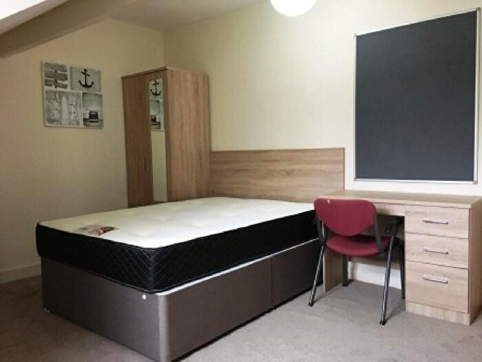 4 Bedroom House To Rent In Link Road (D), Edgbaston, Birmingham, West Midlands, B16