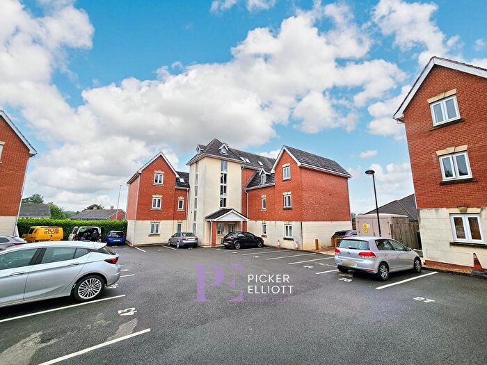 2 Bedroom Flat For Sale In Southfield Road, Ashby House Southfield Road, LE10