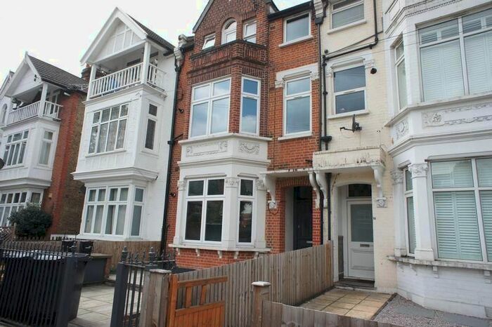 1 Bedroom Flat To Rent In Thornton Avenue, Brixton, SW2