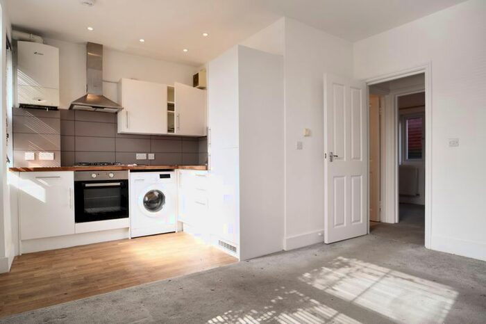 2 Bedroom Flat To Rent In Freehold Terrace, Brighton, BN2