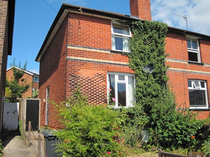 3 Bedroom Semi Detached House To Rent In Barrack Road, Guildford, Surrey, GU2