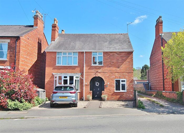 4 Bedroom Detached House For Sale In Harrowby Road, Grantham, NG31