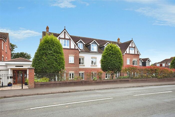 2 Bedroom Flat For Sale In Pegasus Court (Exmouth), Exmouth, EX8