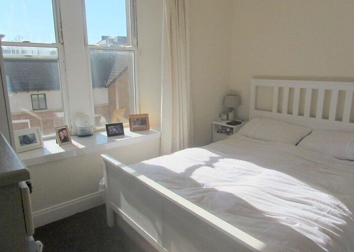 1 Bedroom Flat To Rent In Benvie Road, Dundee, DD2