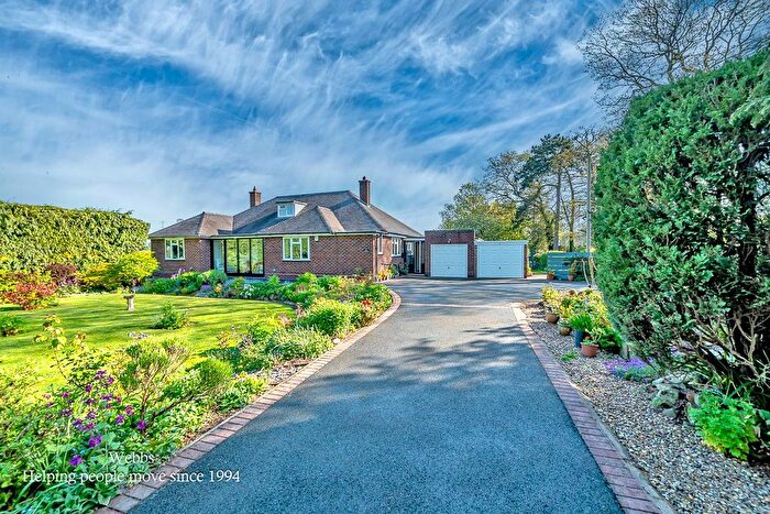 3 Bedroom Detached House For Sale In Colton Road, Rugeley, WS15