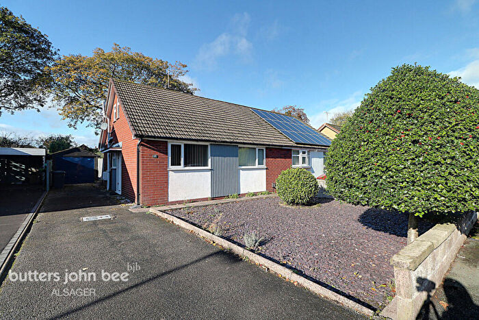 2 Bedroom Semi-Detached Bungalow For Sale In Arrowsmith Drive, Alsager, ST7