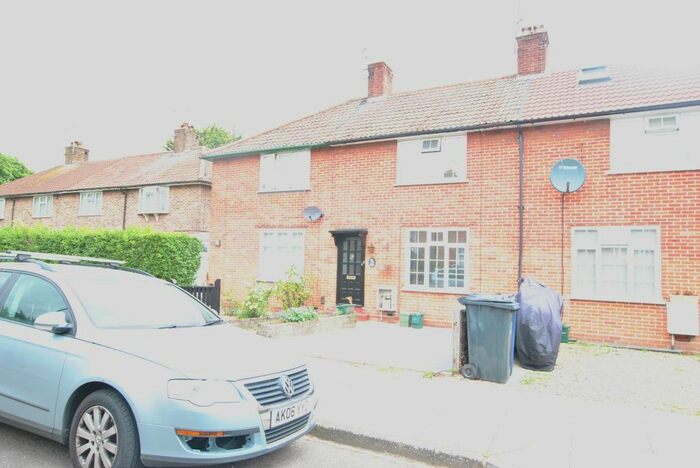 2 Bedroom Terraced House To Rent In Kennedy Road, Hanwell, W7