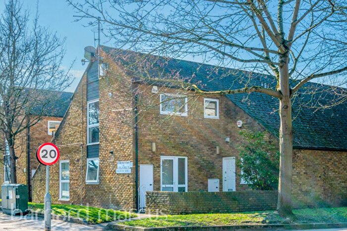 1 Bedroom Flat To Rent In Upper Richmond Road, London, SW15