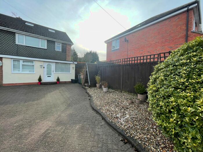 4 Bedroom Semi-Detached House To Rent In Windrush Road, Hollywood, Birmingham., B47