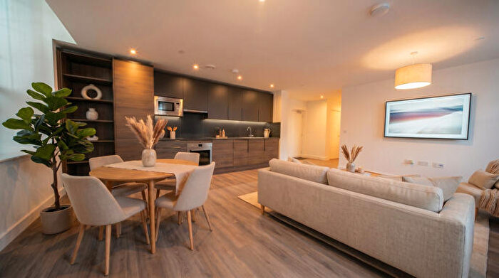 1 Bedroom Flat For Sale In Walton Street, Aylesbury, HP20