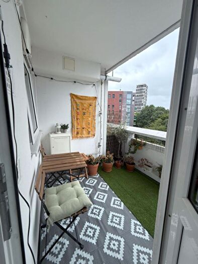 2 Bedroom Flat To Rent In Sporle Court Winstanley Estate Clapham, SW11