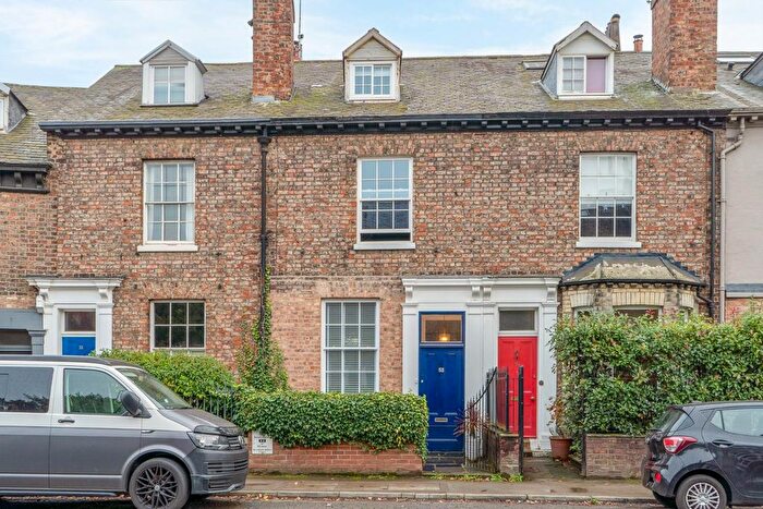 4 Bedroom Terraced House For Sale In Holgate Road, York, YO24