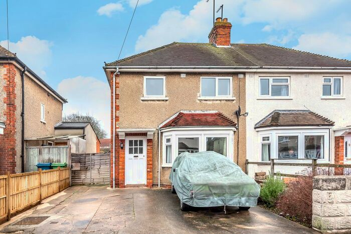 3 Bedroom Semi-Detached House To Rent In Cranmer Road, Cowley, Oxford OX4