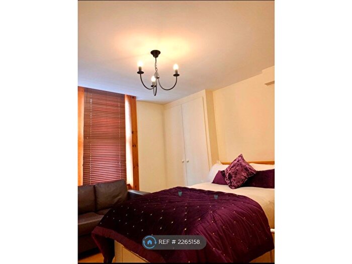 8 Bedroom Terraced House To Rent In Osborne Avenue, Newcastle Upon Tyne, NE2