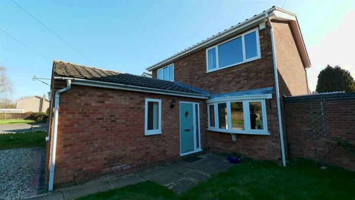 4 Bedroom Detached House To Rent In Orchard End, Bluntisham, PE28