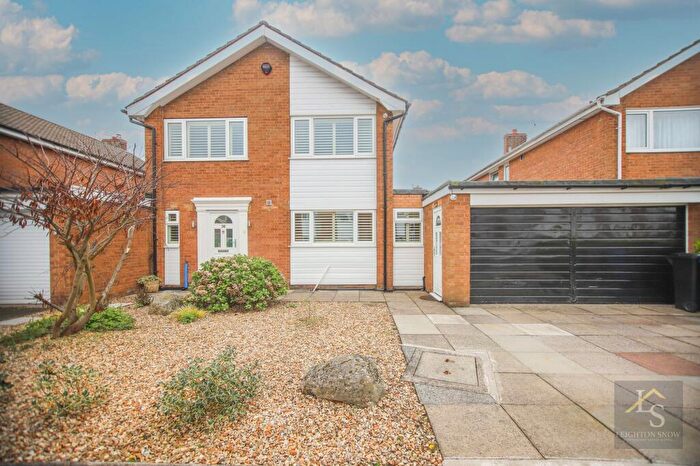 4 Bedroom Link Detached House For Sale In Dairyground Road, Bramhall, SK7