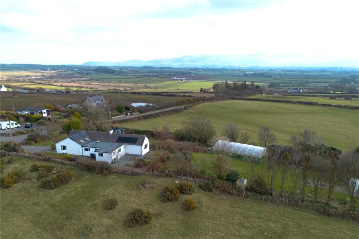 5 Bedroom Bungalow For Sale In Penmynydd, Llanfairpwllgwyngyll, Isle Of Anglesey, LL61