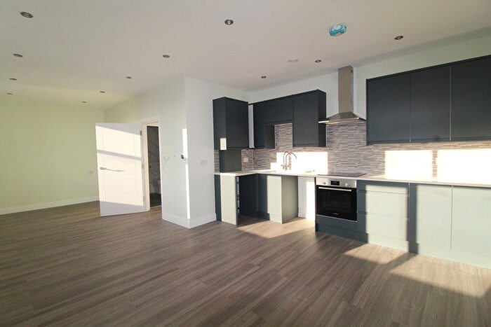 Studio To Rent In Uxbridge Road, Uxbridge, UB10