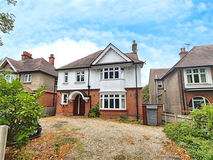 4 Bedroom Detached House For Sale In Maidstone Road, Chatham, Kent, ME4