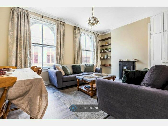 2 Bedroom Flat To Rent In Stockwell Road, London, SW9