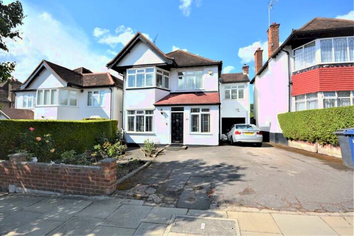 4 Bedroom Detached House To Rent In Edgeworth Crescent, London, NW4