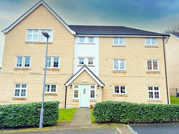 2 Bedroom Apartment For Sale In Willow Avenue, Steeton, BD20