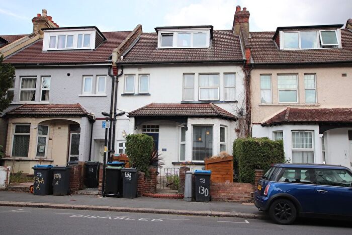 1 Bedroom Flat To Rent In Melfort Road, Thornton Heath, CR7