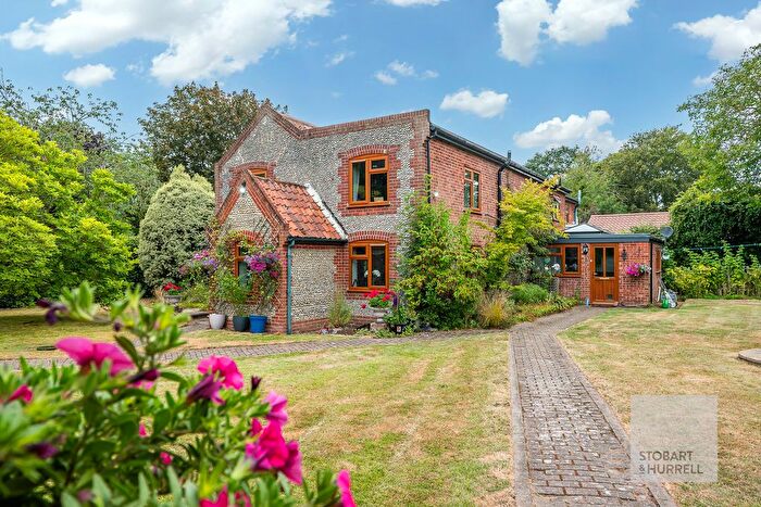 4 Bedroom Cottage For Sale In Cobble Cottages, Stubb Road, Hickling, Norfolk, NR12