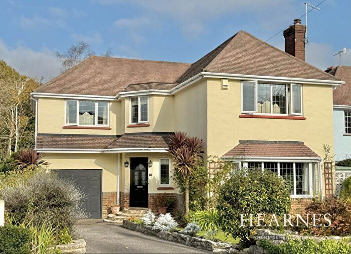 4 Bedroom Detached House For Sale In Twemlow Avenue, Poole, BH14