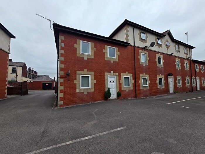 2 Bedroom Flat For Sale In Church Mews, Bury, BL8