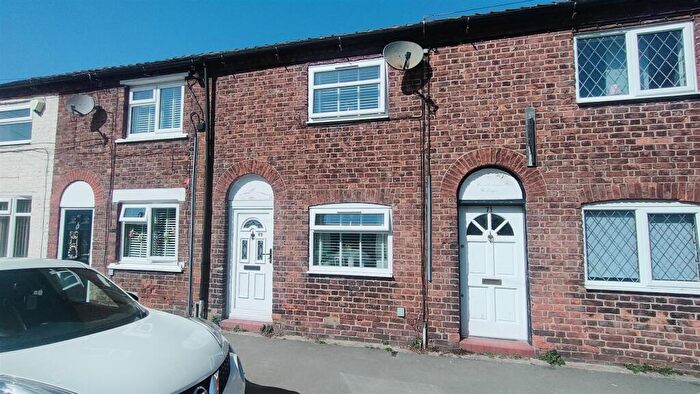 2 Bedroom Terraced House For Sale In Heath Road, Sandbach, CW11