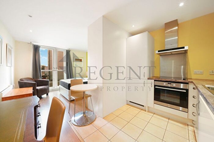 Studio For Sale In Axis Court, East Lane, SE16