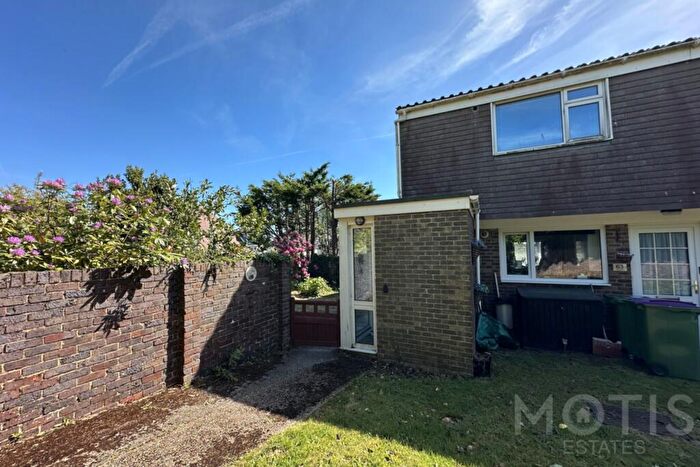 2 Bedroom Flat To Rent In Harpswood Lane, Saltwood, CT21
