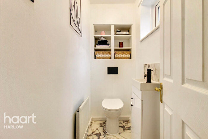 2 Bedroom End Of Terrace House For Sale In Long Banks, Harlow, CM18