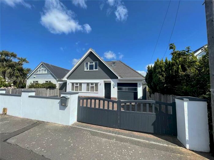 Houses for sale & to rent in BH23 4AS, Mudeford, Mudeford And Friars