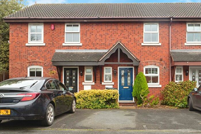 2 Bedroom Terraced House For Sale In Balmoral Close, Tamworth, B79